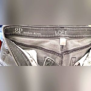Loft P8 skinny jeans. Bundle for more savings!